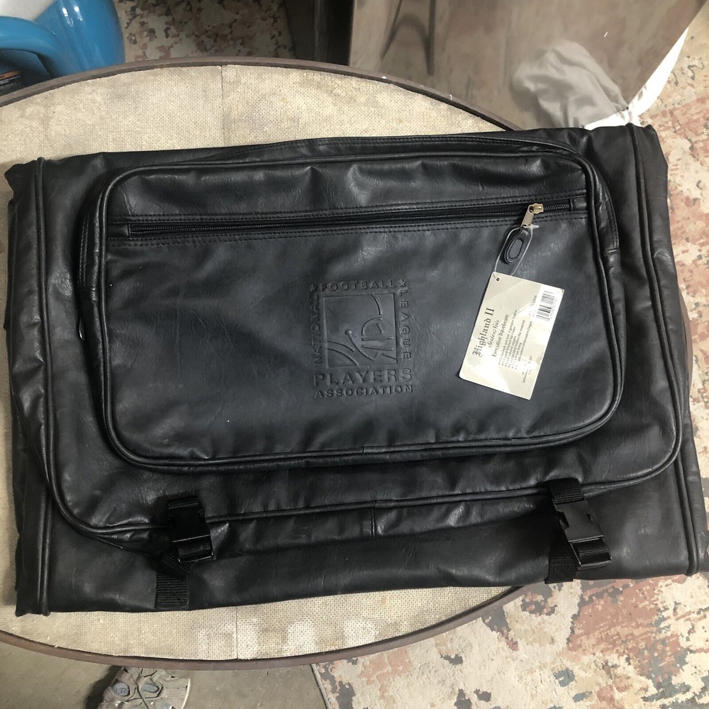 Exclusive Travelware leather bag